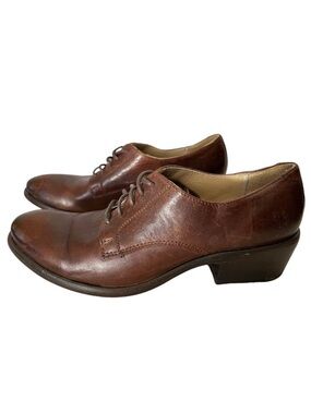 Frye Carson Brown Leather Oxford Brogue Shoes Low Heel - Women’s size 9
